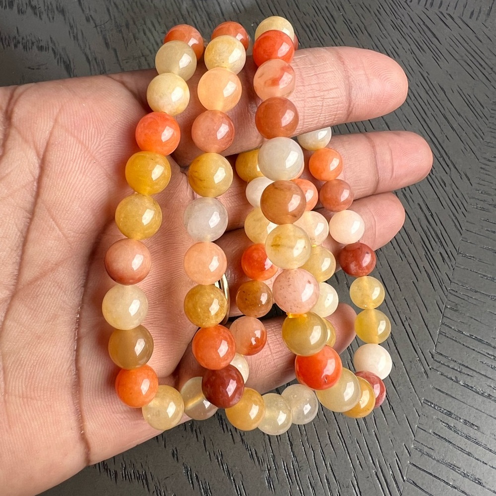 (ONE) Beautiful Golden Silk Jade bracelet 8mm SIZE 6.5-7’
